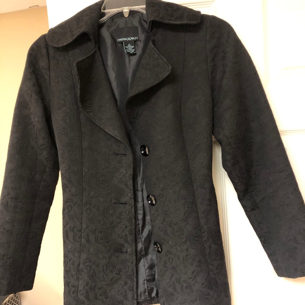 Cynthia Rowley women’s coat size medium- EUC